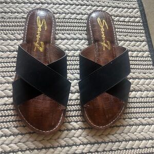 Seven7 Black and Brown Crisscross Sandals
